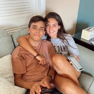 Meet your Posher, Noemi